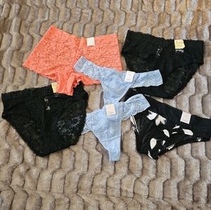 6 pair lot of NWT Auden panties M